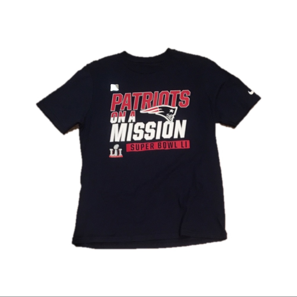 New England Patriots Nike SB LI Youth Large Shirt